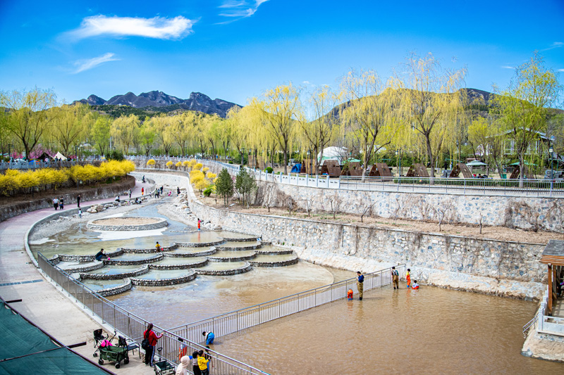 丰台区王佐全域旅游小镇再添“星”光AG真人国际推动“农文旅”融合发展(图2) 丰台区王佐全域旅游小镇再添“星”光AG真人国际推动“农文旅”融合发展(图2)