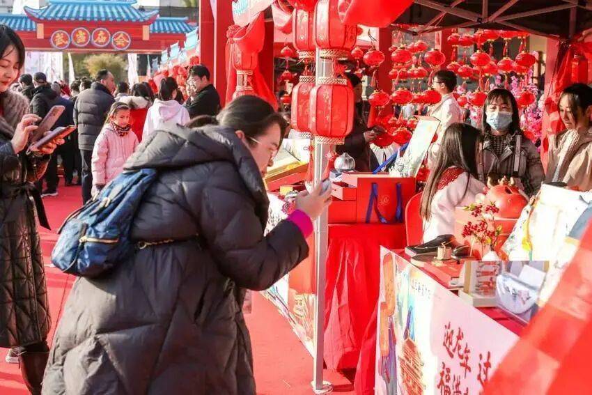 ！祈福、武术、非遗、夜游一网打尽→AG真人游戏第一品牌解锁仙山新年(图10)