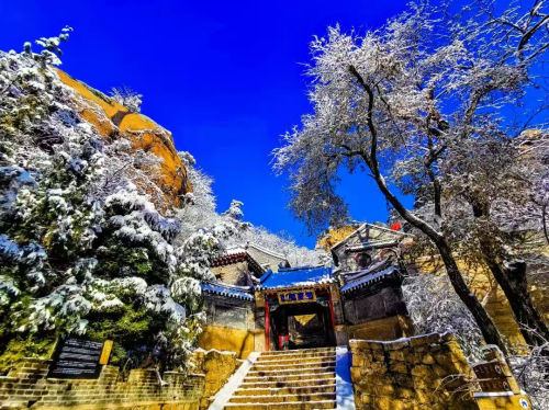 胜区文明安全旅游倡议书AG真人平台千山风景名(图5) 胜区文明安全旅游倡议书AG真人平台千山风景名(图5)